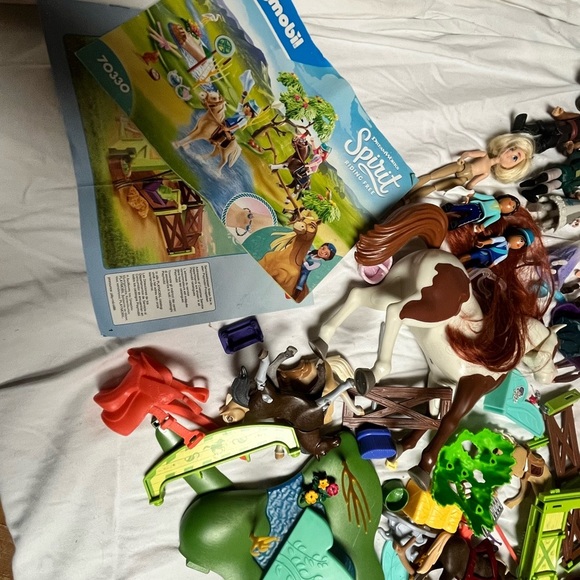 Playmobil Spirit DreamWorks Riding Free Playset lot Large - Picture 6 of 9
